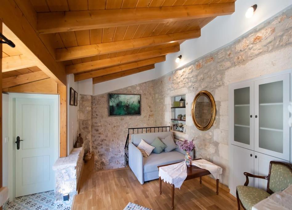Villa La Casa Di Bella A Tradional Stone House With Barbecue Kariá Exterior foto