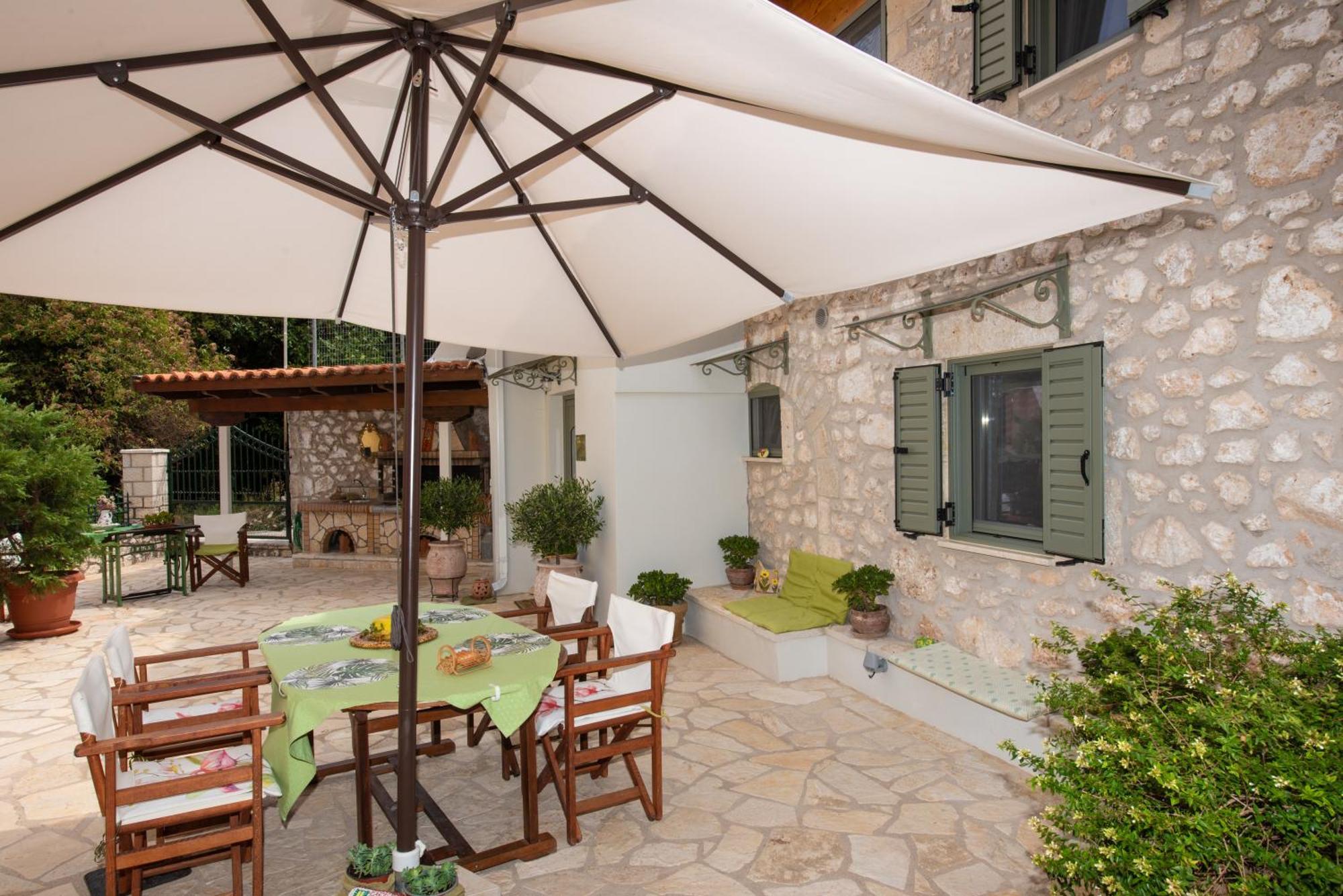 Villa La Casa Di Bella A Tradional Stone House With Barbecue Kariá Exterior foto